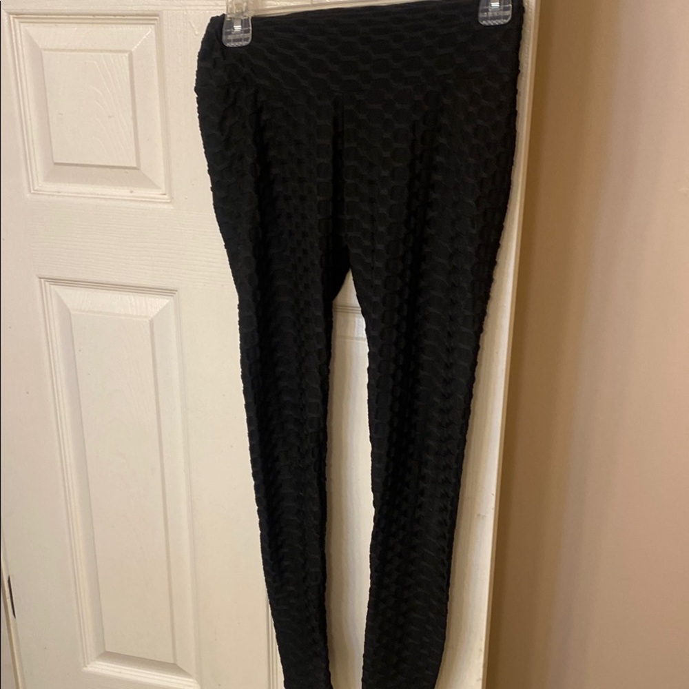Black Honeycomb Textured Leggings